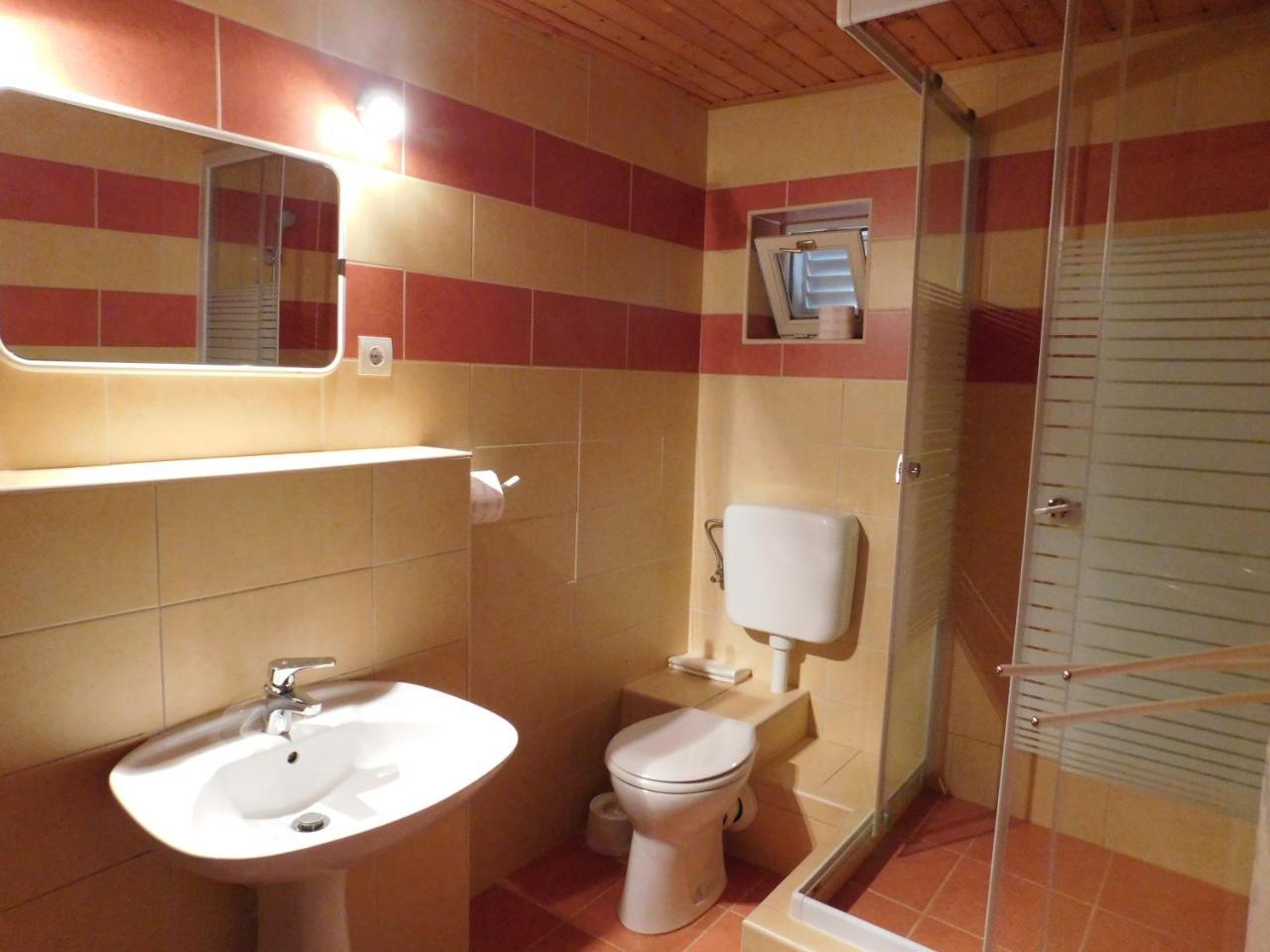 Xxl Apartment